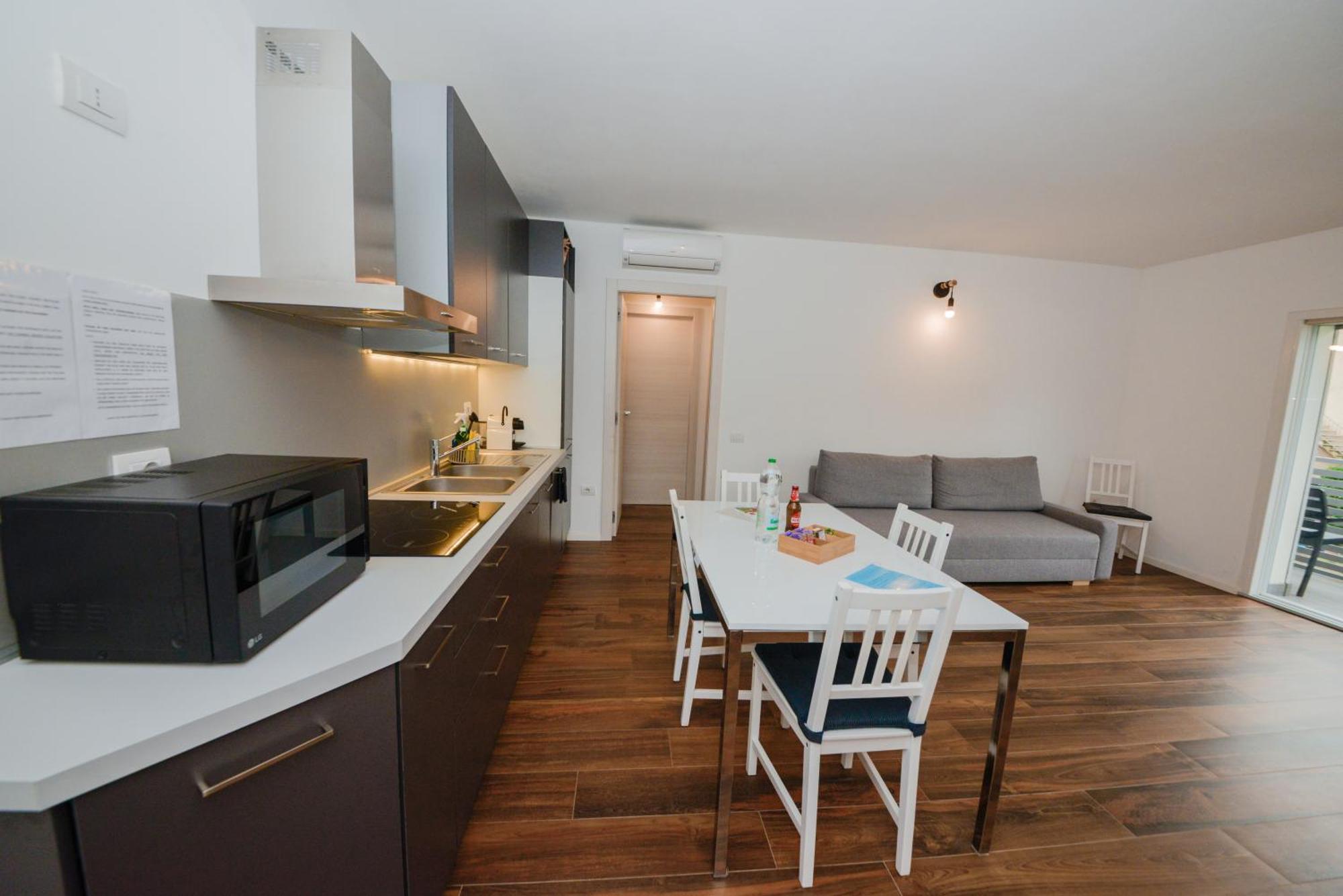 Apartament Garda Family & Solarium Riva Zewnętrze zdjęcie